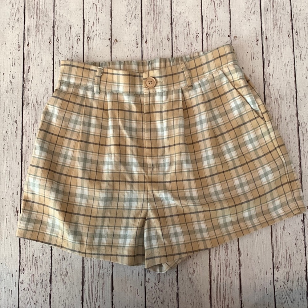 Plaid Pleated Shorts - size XS Full Tilt